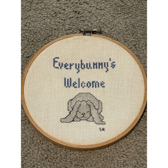 Everybunny's Welcome Cross Stitch Hoop Art Bunny Rabbit Decor Handmade - Picture 3 of 4